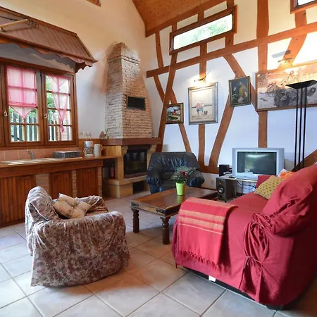 Nyaraló Cosy Holiday Home In Machy With Terrace *
