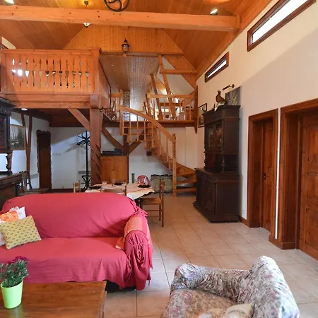 Cosy Holiday Home In Machy With Terrace Nyaraló *