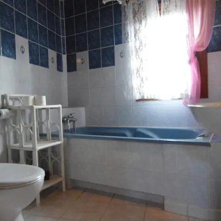 Nyaraló Cosy Holiday Home In Machy With Terrace Machiel
