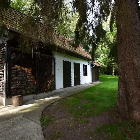 Nyaraló Cosy Holiday Home In Machy With Terrace Machiel